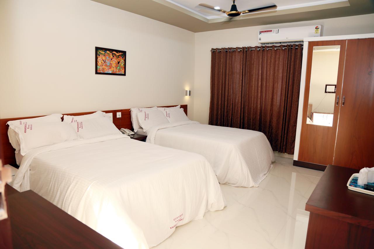 Hotel Anandkrishna Residency Guruvāyūr Esterno foto
