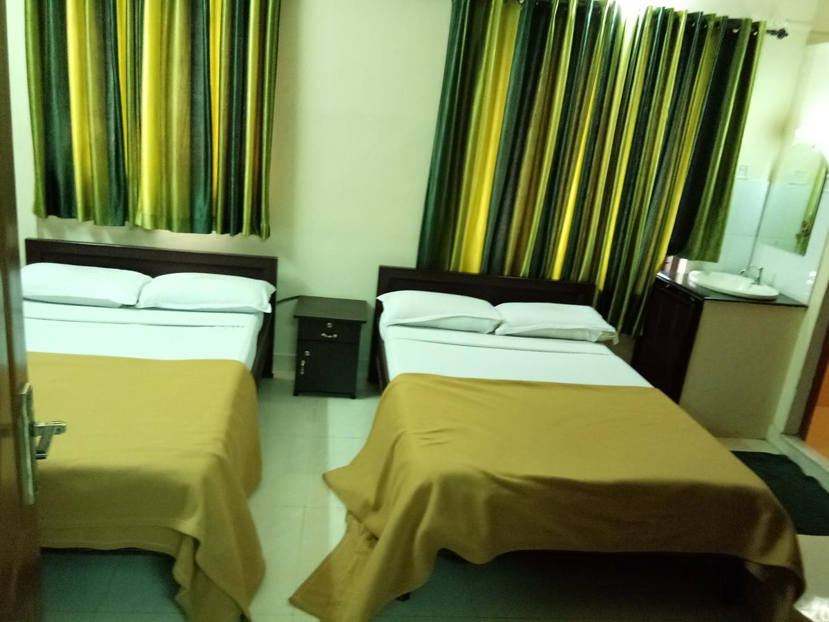 Hotel Anandkrishna Residency Guruvāyūr Esterno foto