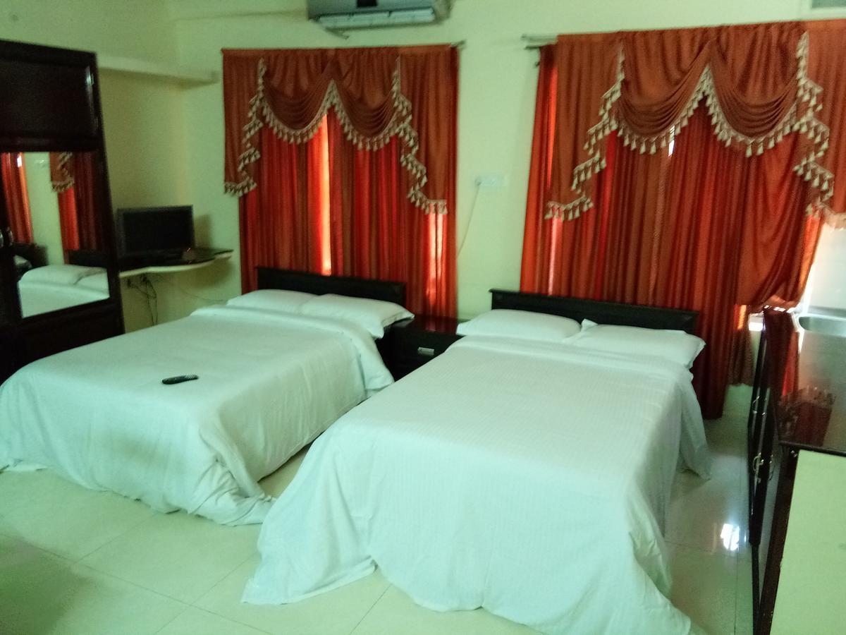 Hotel Anandkrishna Residency Guruvāyūr Esterno foto