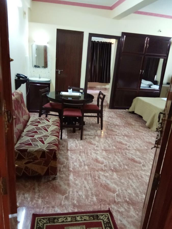 Hotel Anandkrishna Residency Guruvāyūr Esterno foto